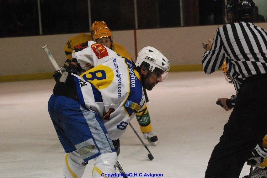 Viry-Châtillon 2 - 5 Avignon