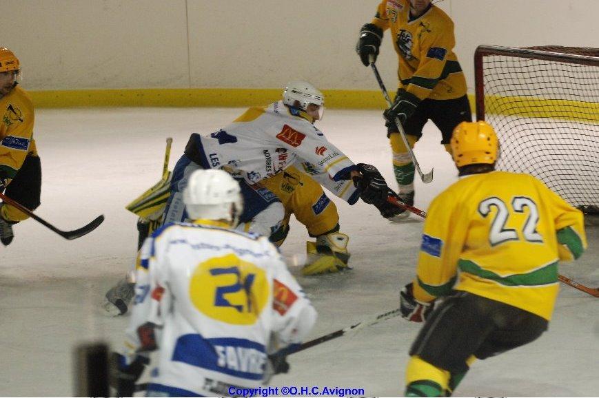 Viry-Châtillon 2 - 5 Avignon