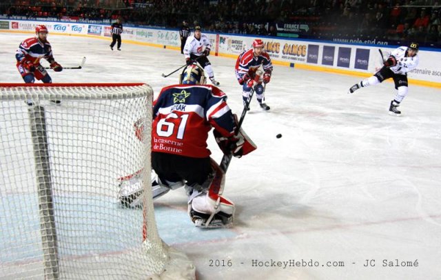 Photo hockey match Grenoble  - Amiens  le 10/01/2017
