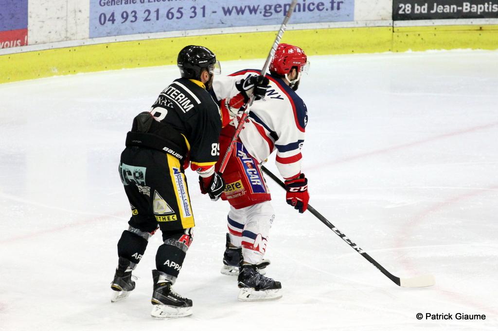 Nice 2 - 4 Grenoble 