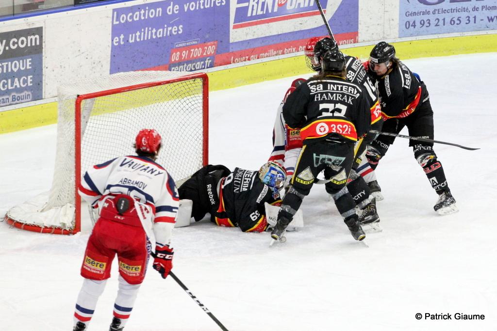 Nice 2 - 4 Grenoble 