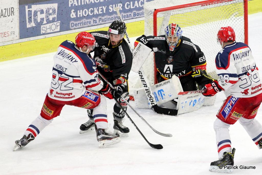 Nice 2 - 4 Grenoble 