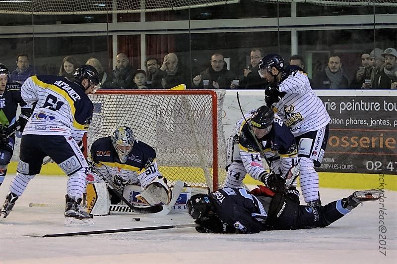Tours  1 - 2 Dunkerque