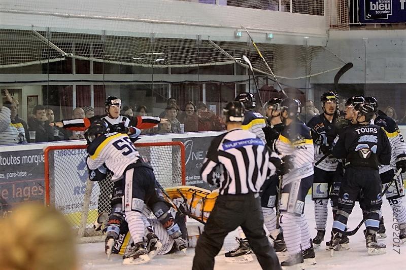 Tours  1 - 2 Dunkerque