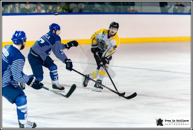 Paris (FV) 4 - 5 Rouen II