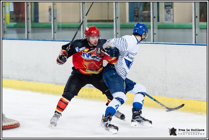 Meudon 0 - 4 Paris (FV)