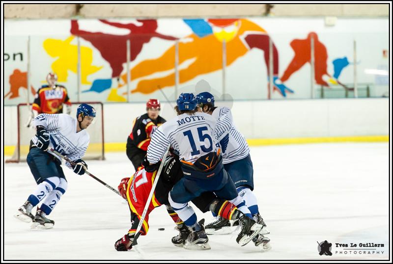 Meudon 0 - 4 Paris (FV)