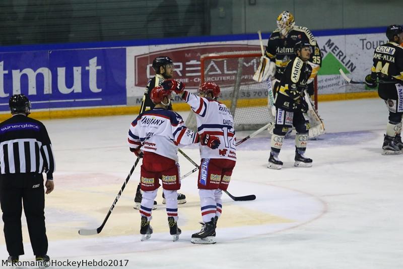 Rouen 0 - 2 Grenoble 