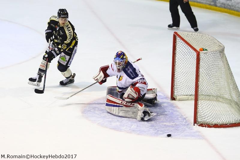 Rouen 0 - 2 Grenoble 