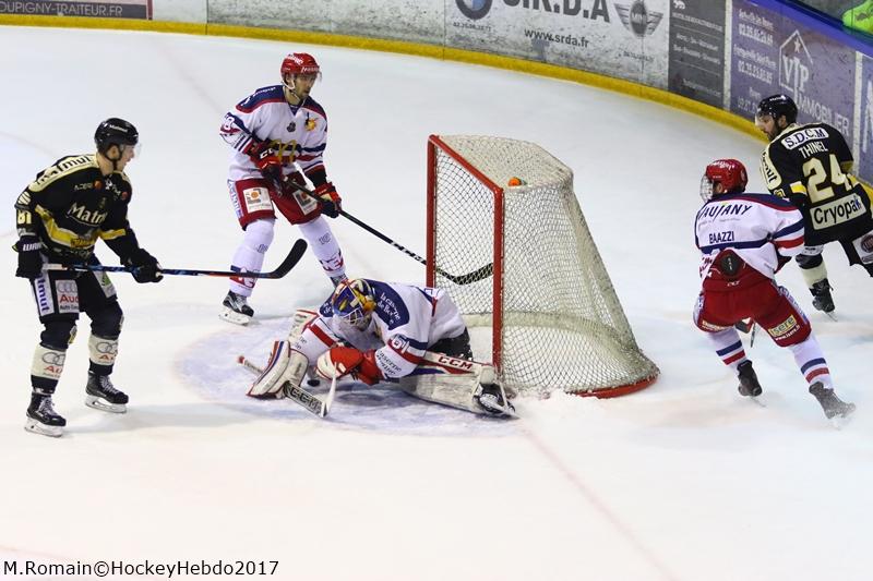 Rouen 0 - 2 Grenoble 