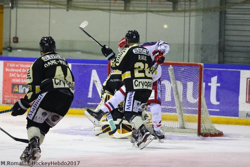 Rouen 0 - 2 Grenoble 