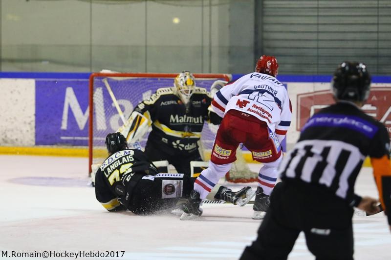 Rouen 0 - 2 Grenoble 