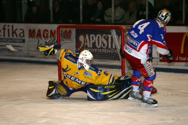 Epinal  9 - 2 Chamonix 