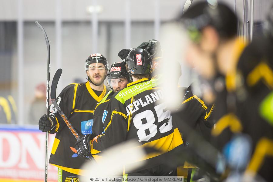 Strasbourg  4 - 3 Angers 