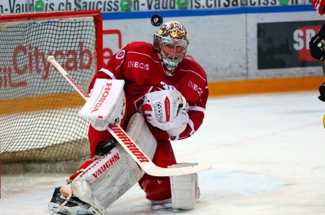 Photo hockey reportage NLA: Davos prend l'avantage après 40'