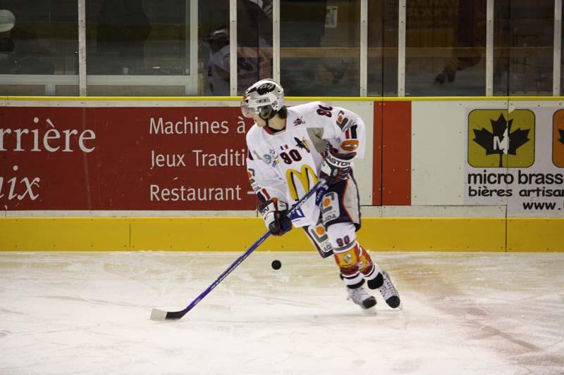 Chamonix  3 - 9 Grenoble 