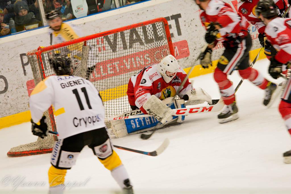 Chamonix / Morzine 3 - 2 Rouen