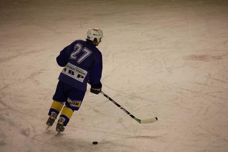 Chamonix  3 - 9 Grenoble 