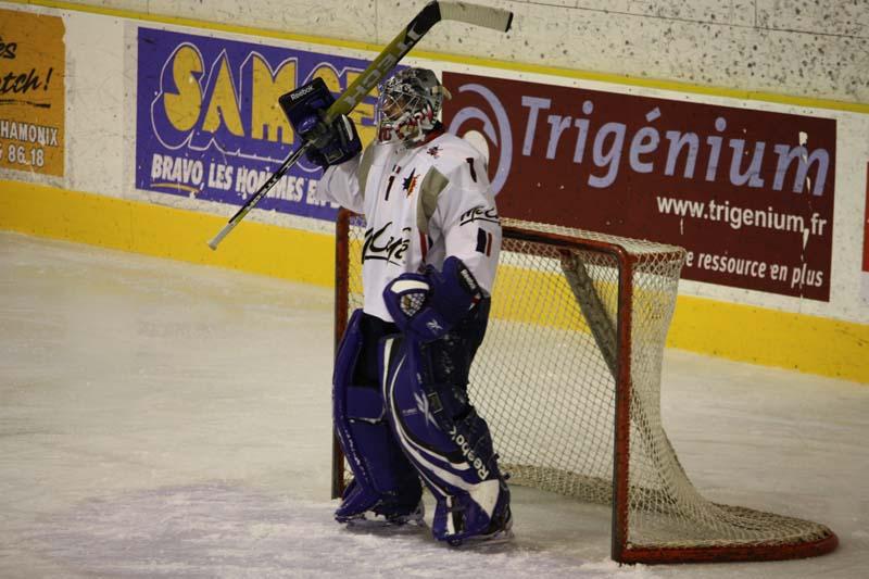 Chamonix  3 - 9 Grenoble 