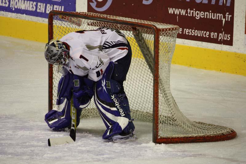 Chamonix  3 - 9 Grenoble 