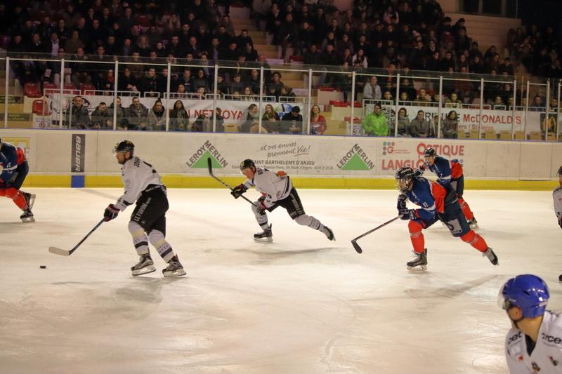 Angers  3 - 4 Amiens 
