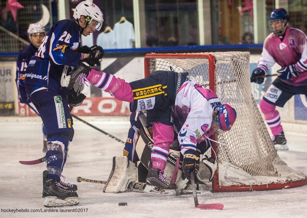 Villard-de-Lans 8 - 1 Avignon