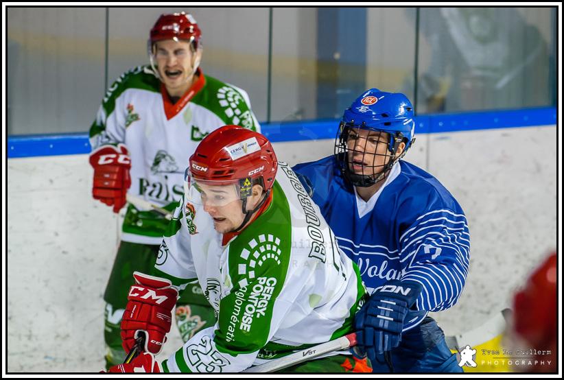 Paris (FV) 4 - 2 Cergy-Pontoise