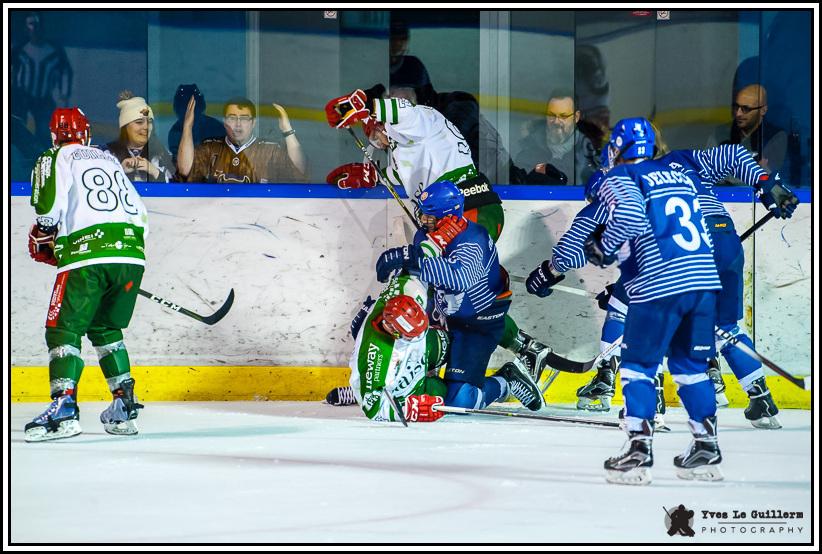 Paris (FV) 4 - 2 Cergy-Pontoise