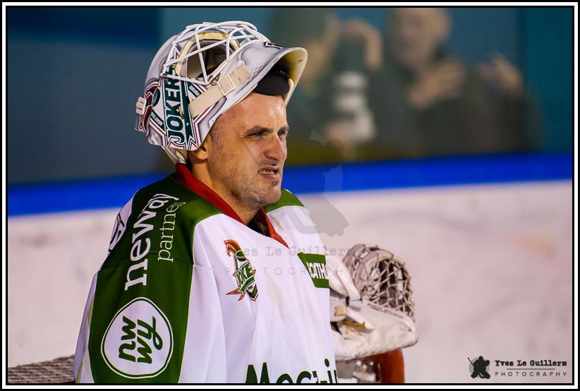 Paris (FV) 4 - 2 Cergy-Pontoise