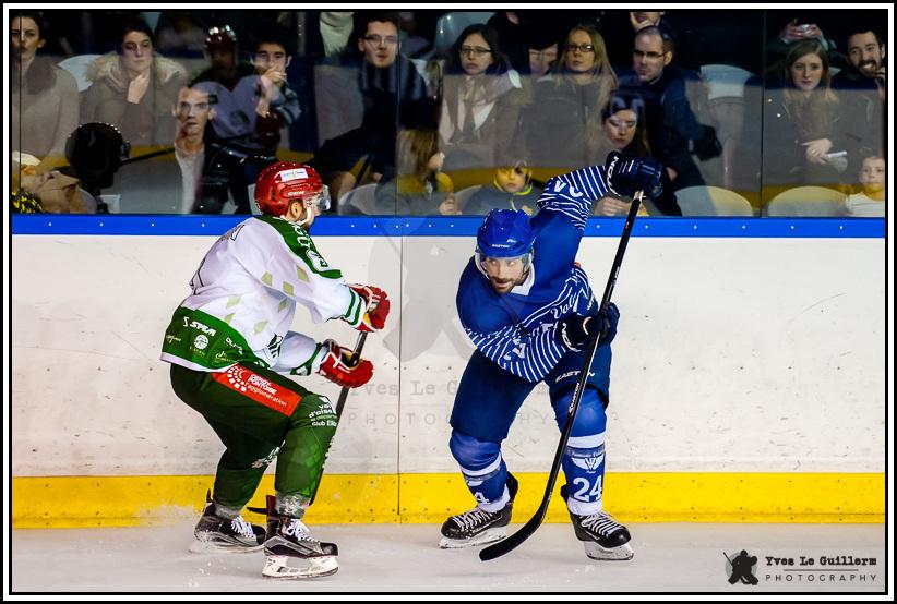 Paris (FV) 4 - 2 Cergy-Pontoise