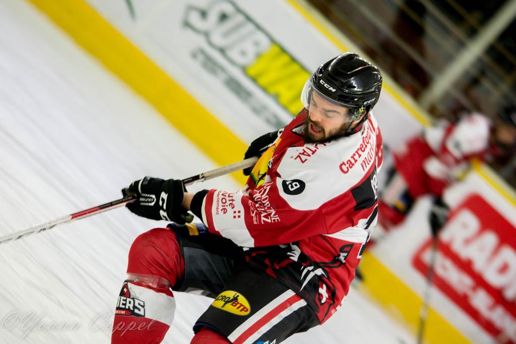 Chamonix / Morzine 0 - 6 Strasbourg 