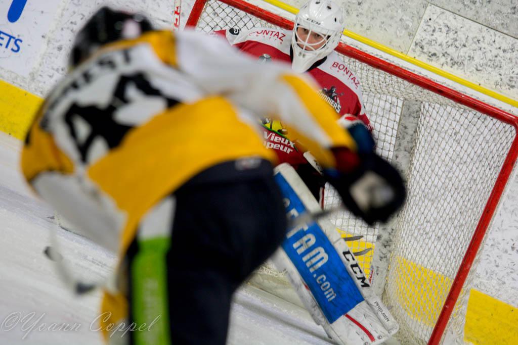 Chamonix / Morzine 0 - 6 Strasbourg 