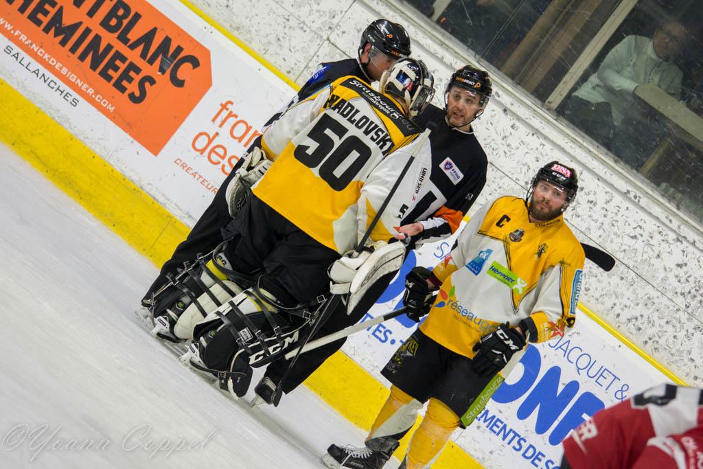 Chamonix / Morzine 0 - 6 Strasbourg 