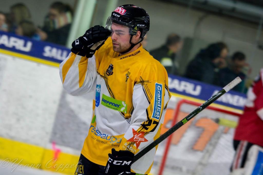 Chamonix / Morzine 0 - 6 Strasbourg 