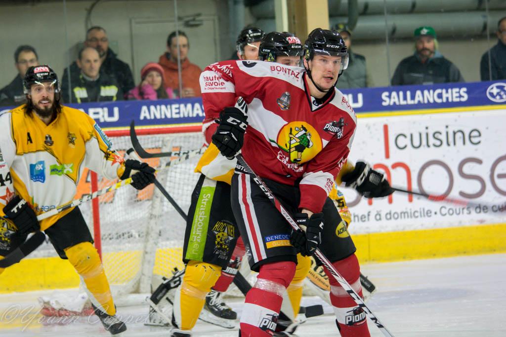 Chamonix / Morzine 0 - 6 Strasbourg 