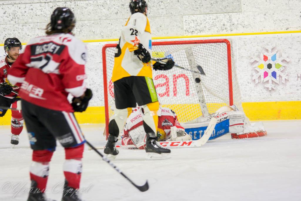 Chamonix / Morzine 0 - 6 Strasbourg 