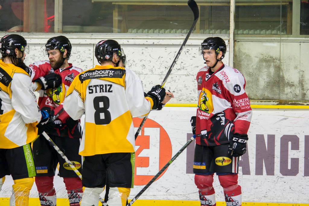 Chamonix / Morzine 0 - 6 Strasbourg 