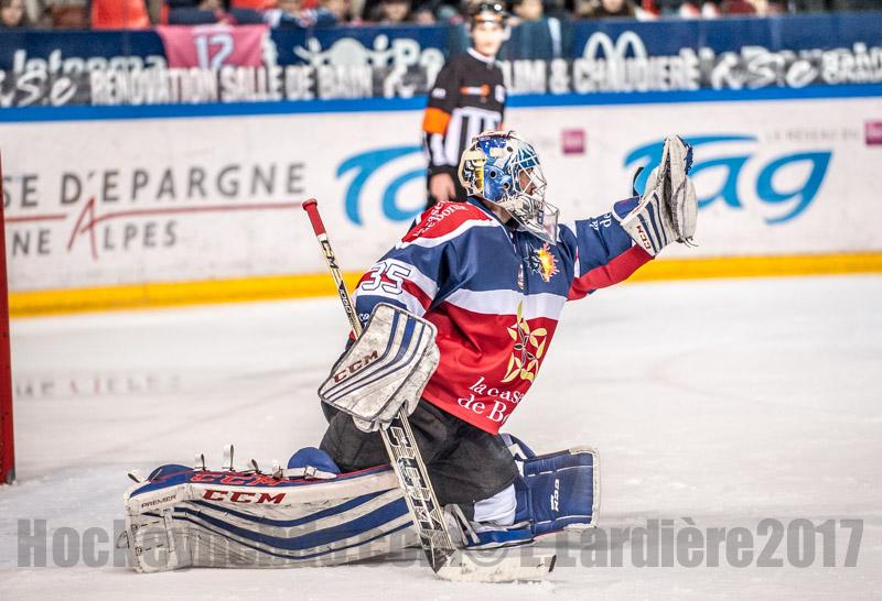 Grenoble  4 - 2 Angers 