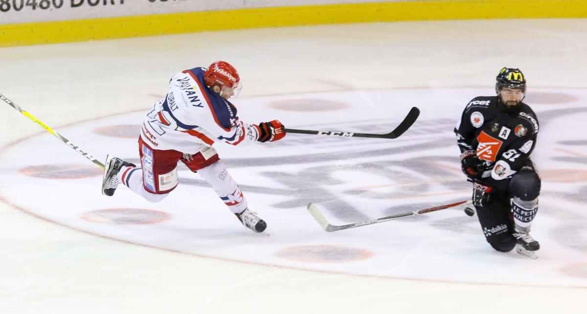 Amiens  7 - 3 Grenoble 