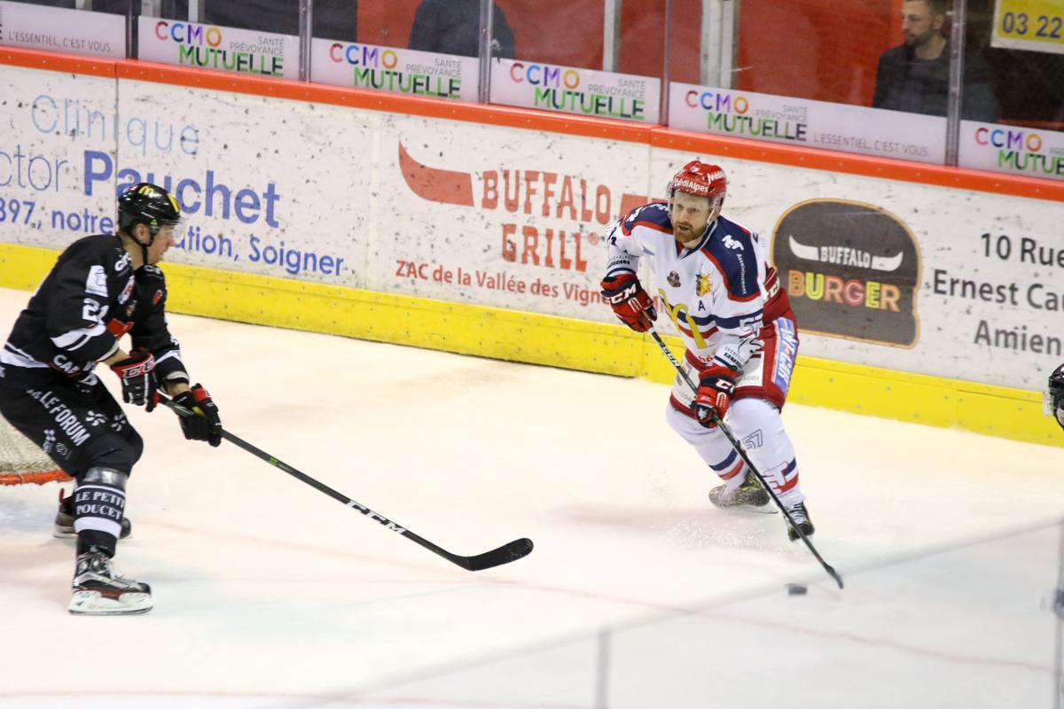 Amiens  7 - 3 Grenoble 