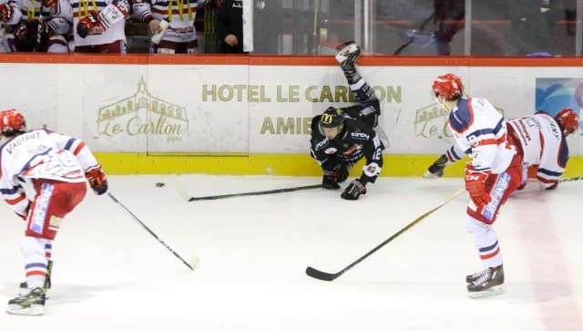 Photo hockey match Amiens  - Grenoble  le 17/02/2017