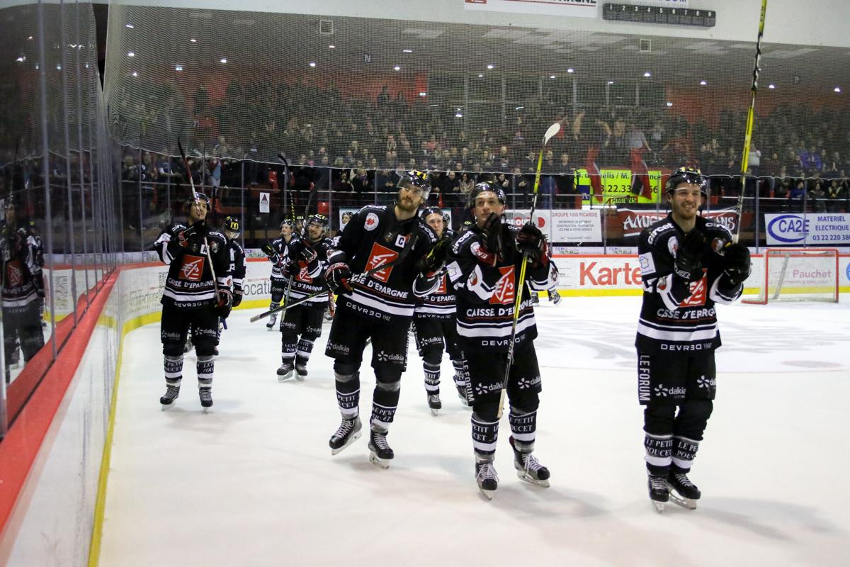 Amiens  7 - 3 Grenoble 