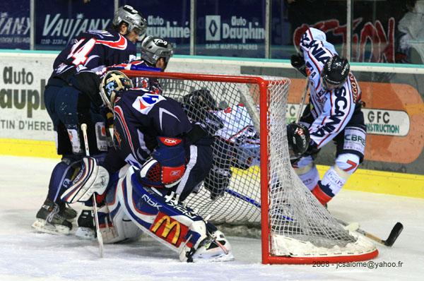 Grenoble  8 - 5 Angers 
