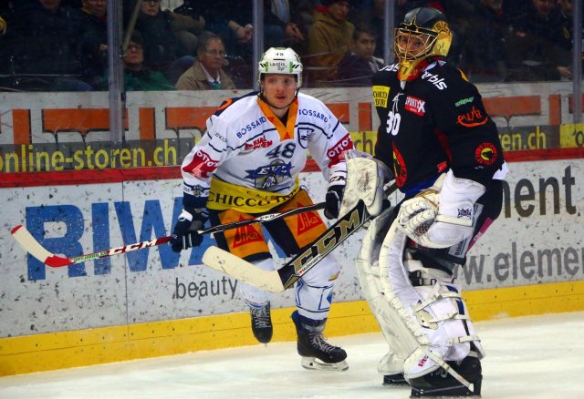 Photo hockey reportage NLA: Libérez les ours !