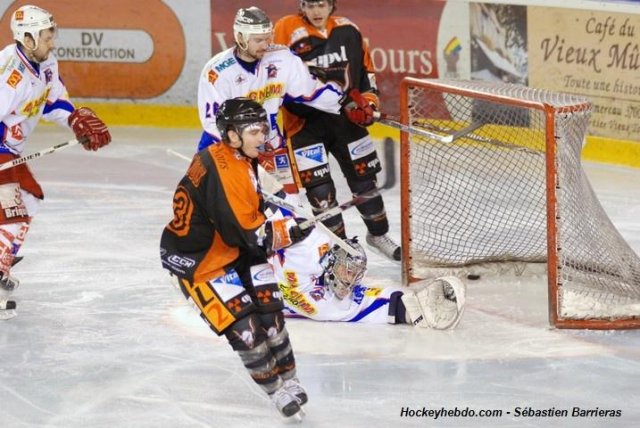 Photo hockey match Tours  - Epinal  le 14/02/2009
