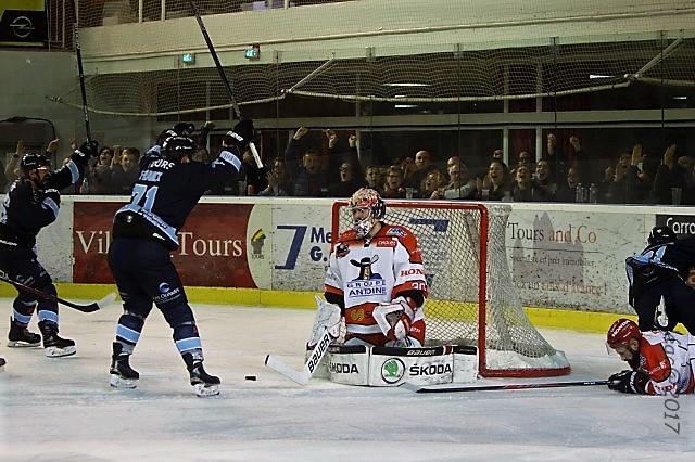 Tours  4 - 3 Cholet 