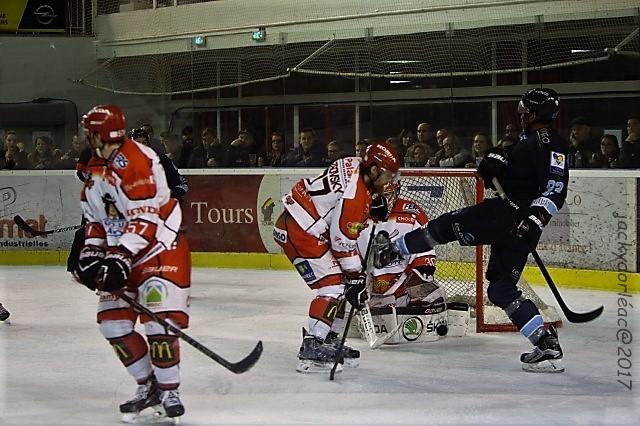 Tours  4 - 3 Cholet 