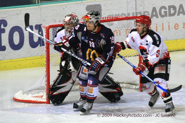 Grenoble  8 - 1 Neuilly/Marne