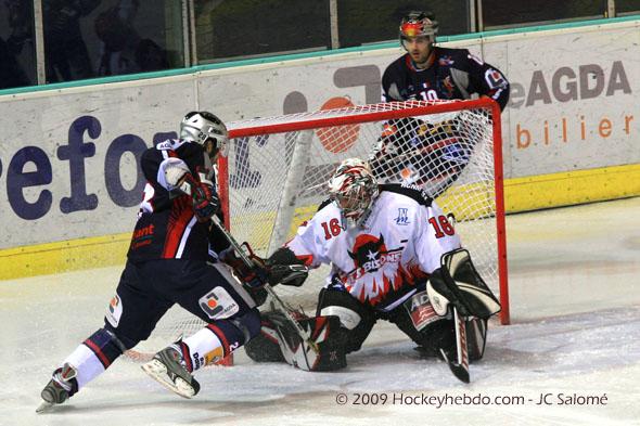 Grenoble  8 - 1 Neuilly/Marne