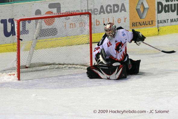 Grenoble  8 - 1 Neuilly/Marne